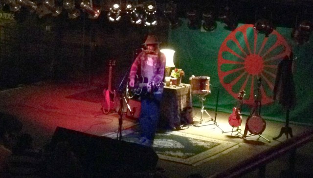 Todd Snider plays through the rain and cold outside at Knuckleheads in Kansas City, Missouri on 10/16/13.