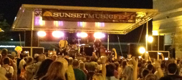 Fans gathered at Town Center Plaza in Leawood, Kansas for the Sunset Music Fest feauring The Presidents of the United States of America. Most people in attendance had heard the song "Peaches."