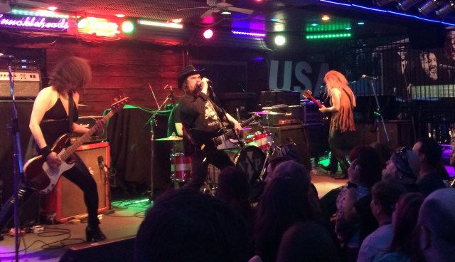 Nashville Pussy play live at Knucklehead's Saloon in Kansas City, Missouri on 6/17/16.