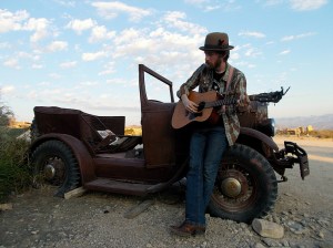 Ashley Raines & The New West Revue is to play Knucklehead's Saloon on 8/9/17 in Kansas City, MO